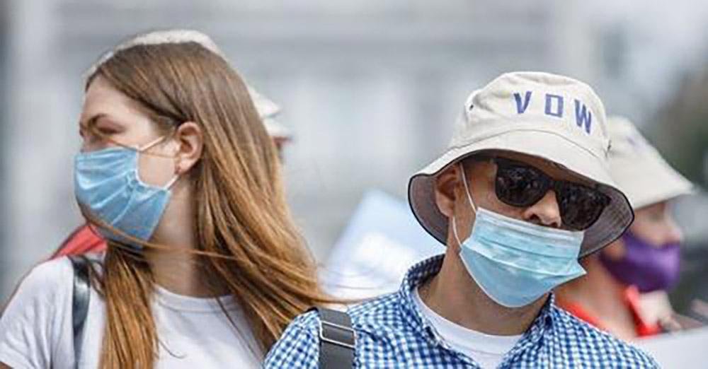 Кто более опасен — вакцинированный от КОВИД или переболевший?