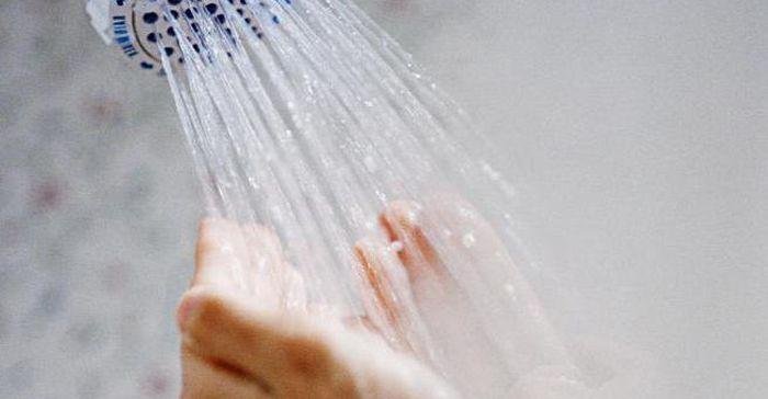 Почему нельзя мыться, когда болеешь? Водные процедуры и простуда