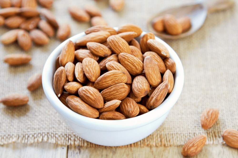 ЧТО БУДЕТ, ЕСЛИ ЕЖЕДНЕВНО ЕСТЬ ГОРСТЬ МИНДАЛЯ